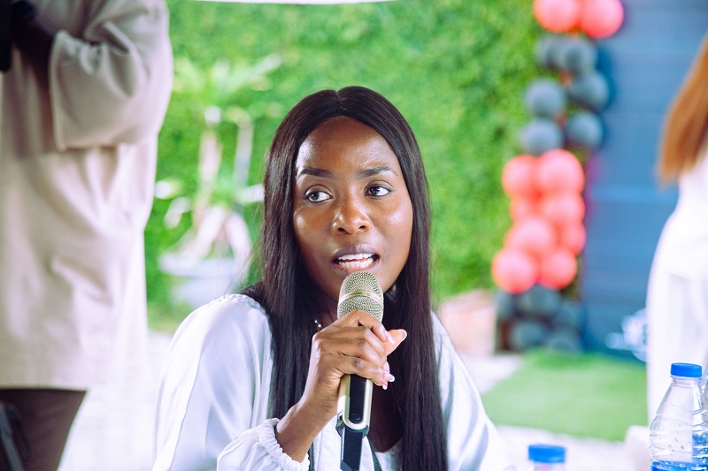 3b2897ef-fae1-4d71-a2aa-8dd7f58c7721-min